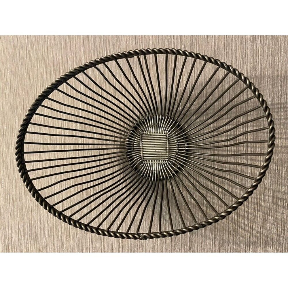 Vintage Woven Metal Basket Bread Heavy Guage Twisted Edge Trim 10” X 7”